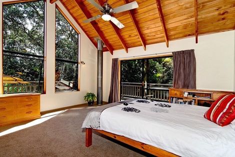 Photo of property in 171 Motutara Road, Muriwai, Waimauku, 0881