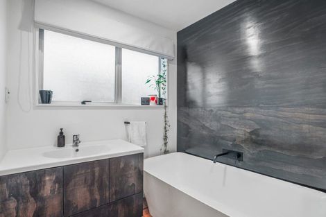 Photo of property in 5a Dana Place, Mairehau, Christchurch, 8013