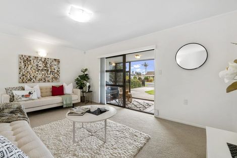 Photo of property in 48 Edward Avenue, Orewa, 0931