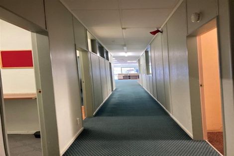 Photo of property in 154 Main Street, Upper Hutt Central, Upper Hutt, 5018