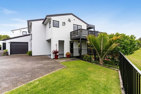 Photo of property in 143b Durrant Drive, Whangamata, 3620