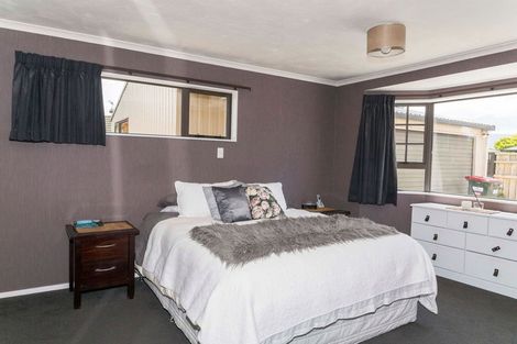 Photo of property in 4 Guinane Street, Dannevirke, 4930