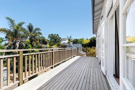 Photo of property in 12 Domain Street, Devonport, Auckland, 0624