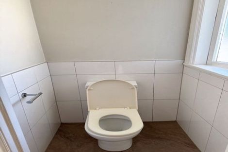 Photo of property in 57 Hayr Road, Three Kings, Auckland, 1042