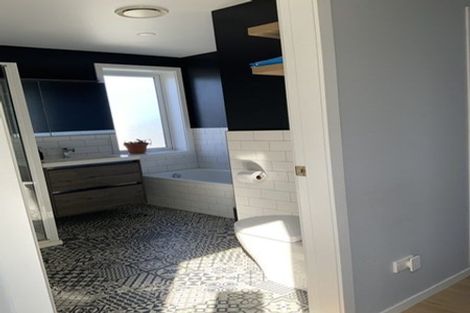 Photo of property in 154 Severn Street, Island Bay, Wellington, 6023