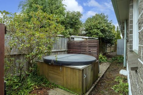 Photo of property in 5 Marshwood Place, Sockburn, Christchurch, 8042