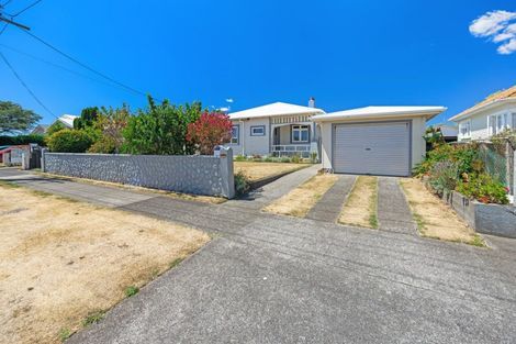Photo of property in 11 Normanby Street, Fitzroy, New Plymouth, 4312