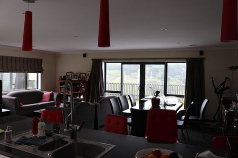 Photo of property in 10 Bickerton Rise, Churton Park, Wellington, 6037