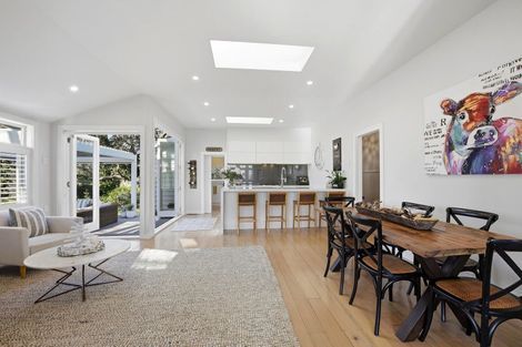 Photo of property in 1a Mozeley Avenue, Devonport, Auckland, 0624