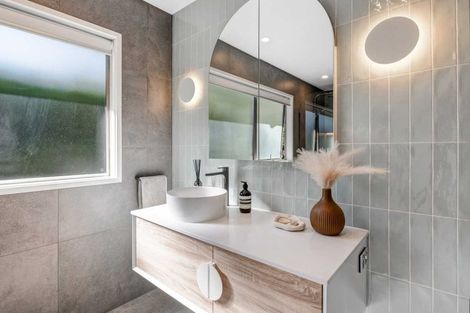 Photo of property in 18 Glengarry Avenue, Manly, Whangaparaoa, 0930