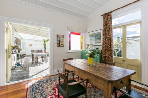 Photo of property in Finnis House, 31 Napier Terrace, Hospital Hill, Napier, 4110