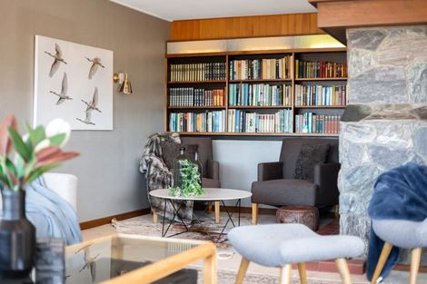 Photo of property in 31 Wadestown Road, Wadestown, Wellington, 6012