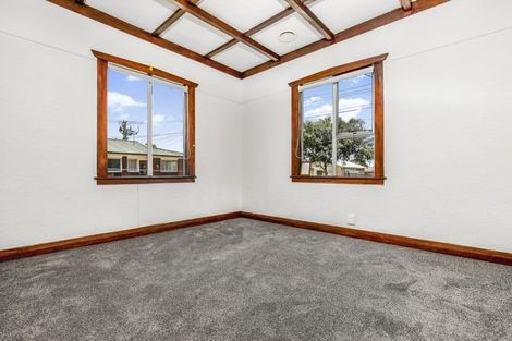 Photo of property in 55 Avenue Road, Otahuhu, Auckland, 1062
