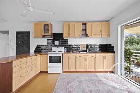 Photo of property in 109 Hurndall Street East, Maungaturoto, 0520