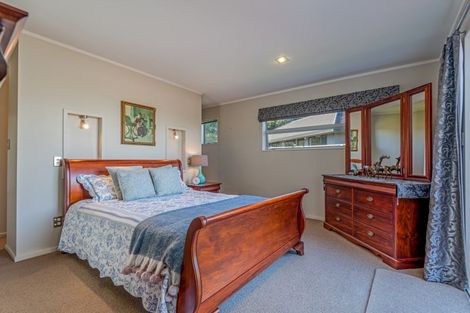 Photo of property in 17 Ursula Drive, Feilding, 4702