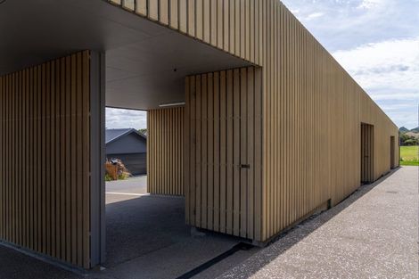 Photo of property in 3/25 Rangitahi Road, Raglan, 3225