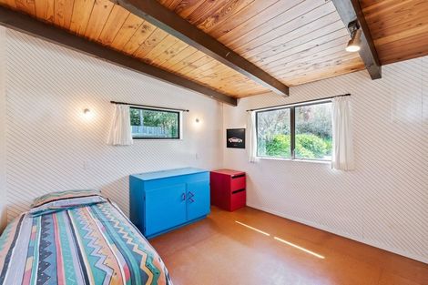 Photo of property in 175 Tutere Street, Waikanae Beach, Waikanae, 5036