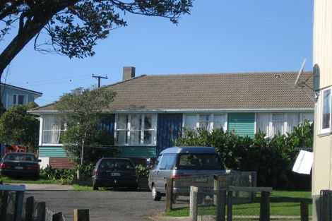 Photo of property in 6a-d Fantame Street, Cannons Creek, Porirua, 5024