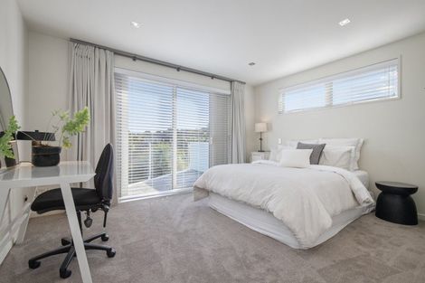 Photo of property in 34 Oceania Place, Mellons Bay, Auckland, 2014