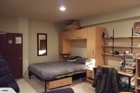 Photo of property in Atrium Apartments, 2i/154 The Terrace, Wellington Central, Wellington, 6011