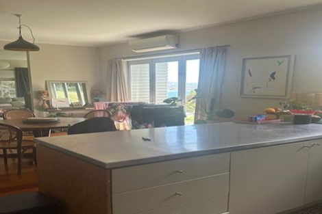 Photo of property in 1 Hungerford Road, Lyall Bay, Wellington, 6022