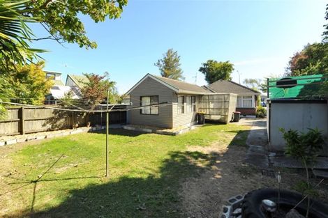 Photo of property in 180 Main North Road, Redwood, Christchurch, 8051