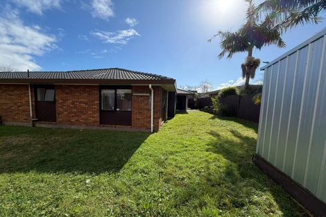 Photo of property in 163 Walter Strevens Drive, Conifer Grove, Takanini, 2112