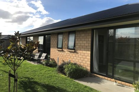 Photo of property in 2 Tika Street, Riccarton, Christchurch, 8041