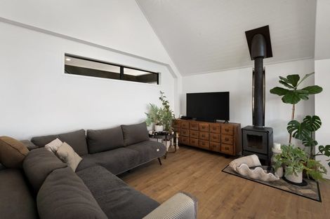 Photo of property in 10b Beach Road, Waihi Beach, 3611