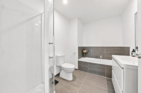 Photo of property in 5 Treestump Road, Takanini, 2112