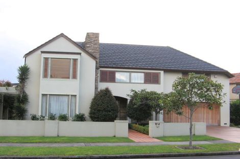 Photo of property in 8 Fairfield Lane, East Tamaki Heights, Auckland, 2016