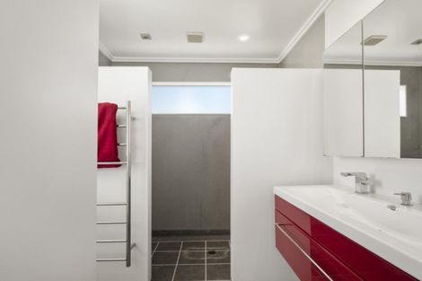 Photo of property in 115 Oriental Parade, Papamoa Beach, Papamoa, 3118