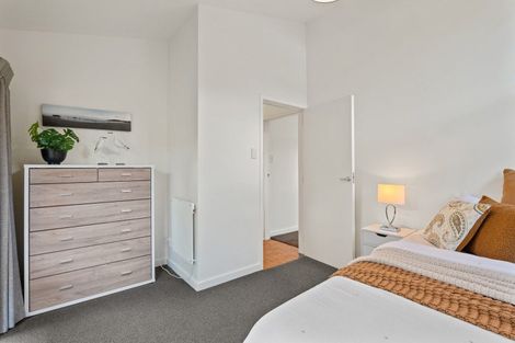 Photo of property in 394 Cashmere Road, Westmorland, Christchurch, 8025