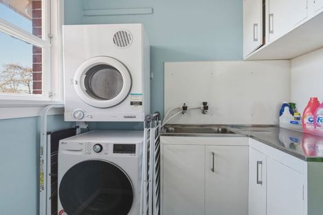 Photo of property in 25 Clifford Street, Balclutha, 9230