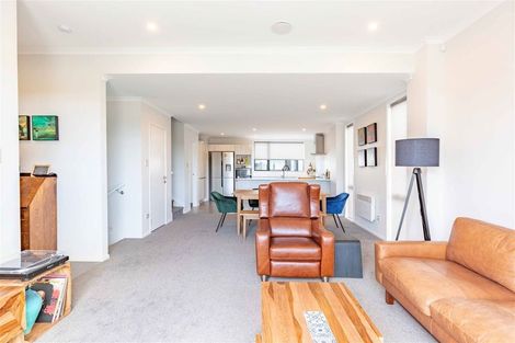 Photo of property in 463 Hobsonville Road, Hobsonville, Auckland, 0616