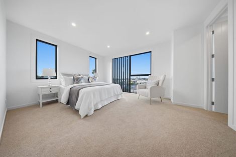 Photo of property in 2b Rangitoto Terrace, Milford, Auckland, 0620