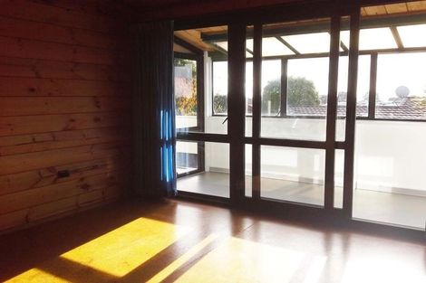 Photo of property in 69 Belt Road, New Plymouth, 4310