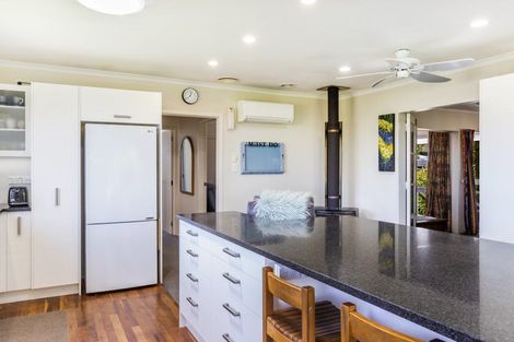 Photo of property in 52 Whakaroa Road, Kinloch, Taupo, 3385