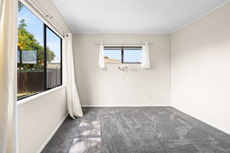 Photo of property in 2/1107 Saint Aubyn Street East, Parkvale, Hastings, 4122