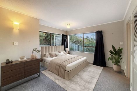 Photo of property in 40 Halswater Drive, Churton Park, Wellington, 6037