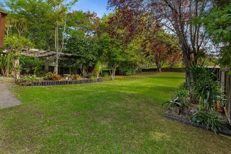 Photo of property in 242 Henderson Valley Road, Henderson, Auckland, 0612