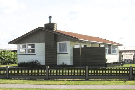 Photo of property in 25 Clouston Crescent, Fenton Park, Rotorua, 3010