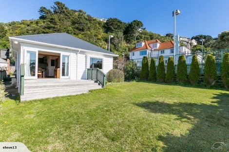 Photo of property in 9 Ludlam Street, Seatoun, Wellington, 6022