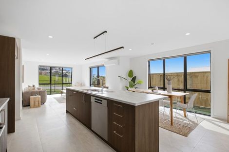 Photo of property in 32 Triplefin Avenue, Omokoroa, 3114
