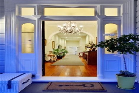 Photo of property in 17 Calliope Road, Devonport, Auckland, 0624