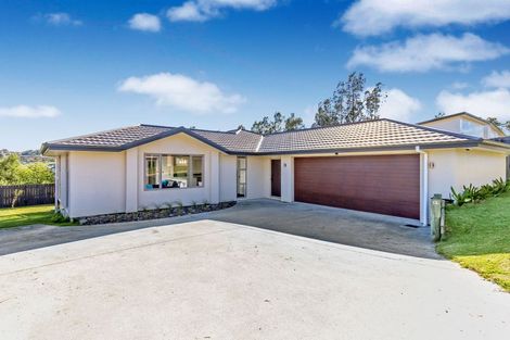 Photo of property in 87 Tiriwa Drive, Massey, Auckland, 0614