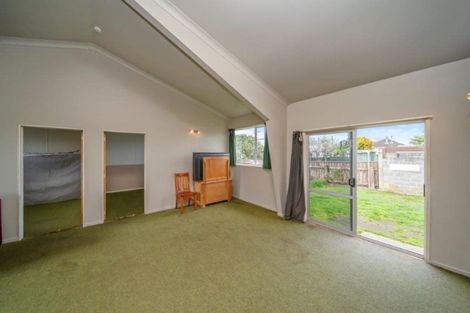 Photo of property in 41 Fairfield Road, Hawera, 4610