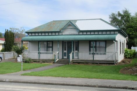 Photo of property in 1 Augustine Street, Waimate, 7924
