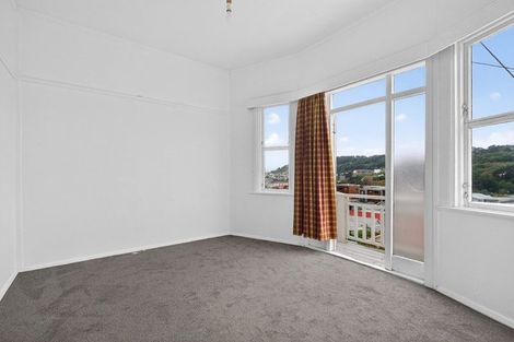 Photo of property in 122 Wallace Street, Mount Cook, Wellington, 6021