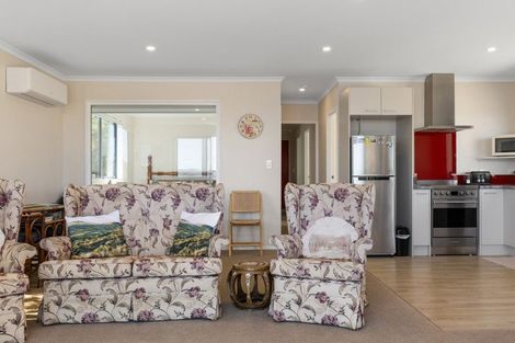 Photo of property in 1/202 Lake Terrace, Waipahihi, Taupo, 3330